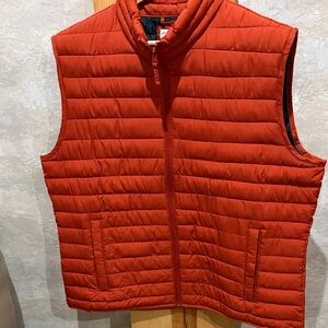 GAP Men's Quilted Orange-Red Puffer Vest